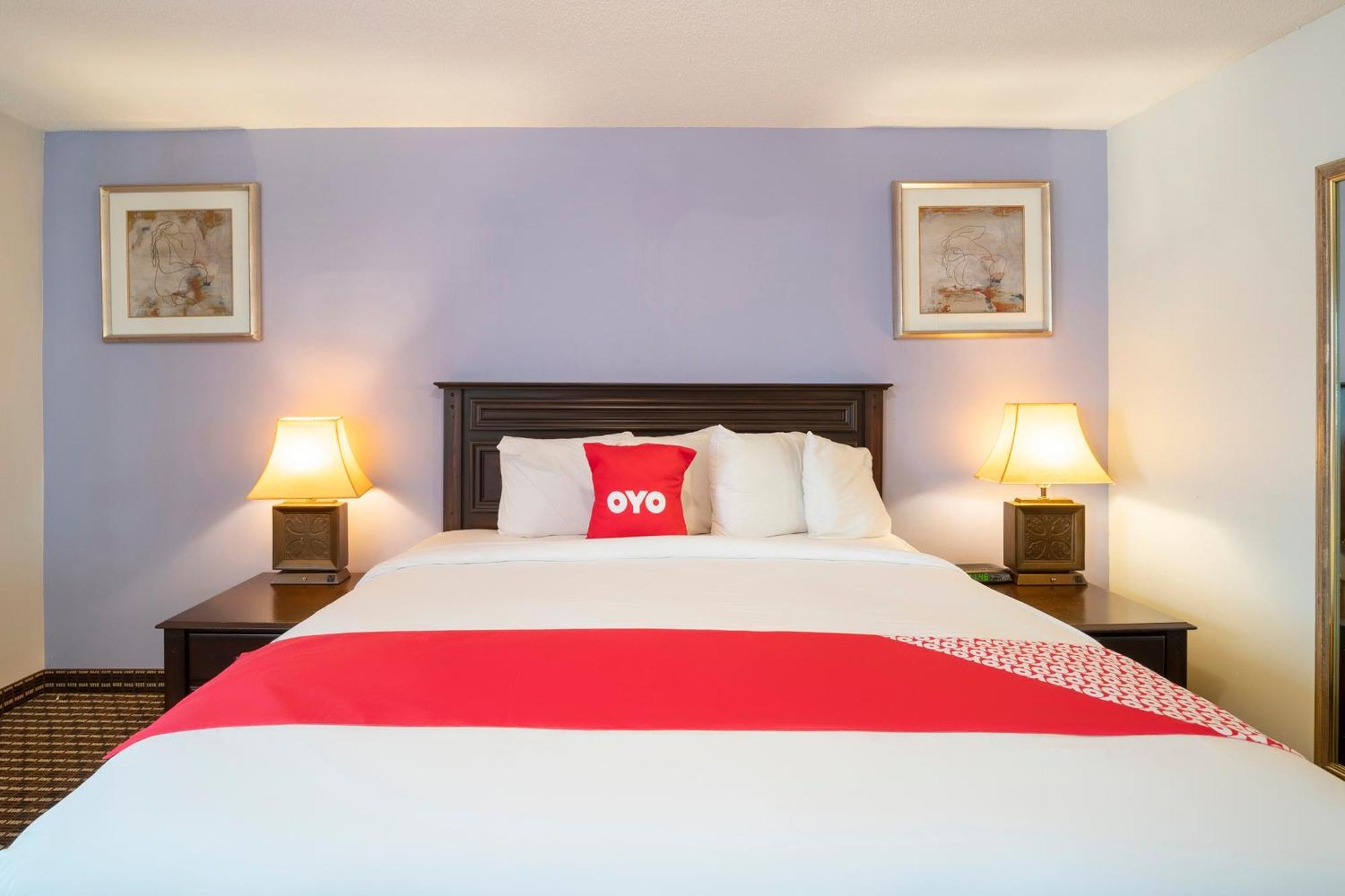 Hotel Oyo Townhouse Houston Airport North Extérieur photo