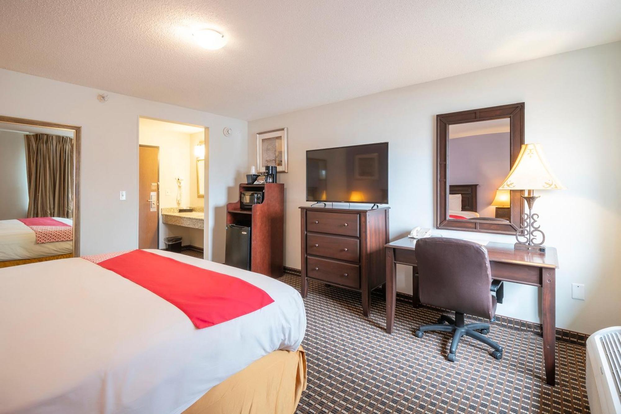 Hotel Oyo Townhouse Houston Airport North Extérieur photo