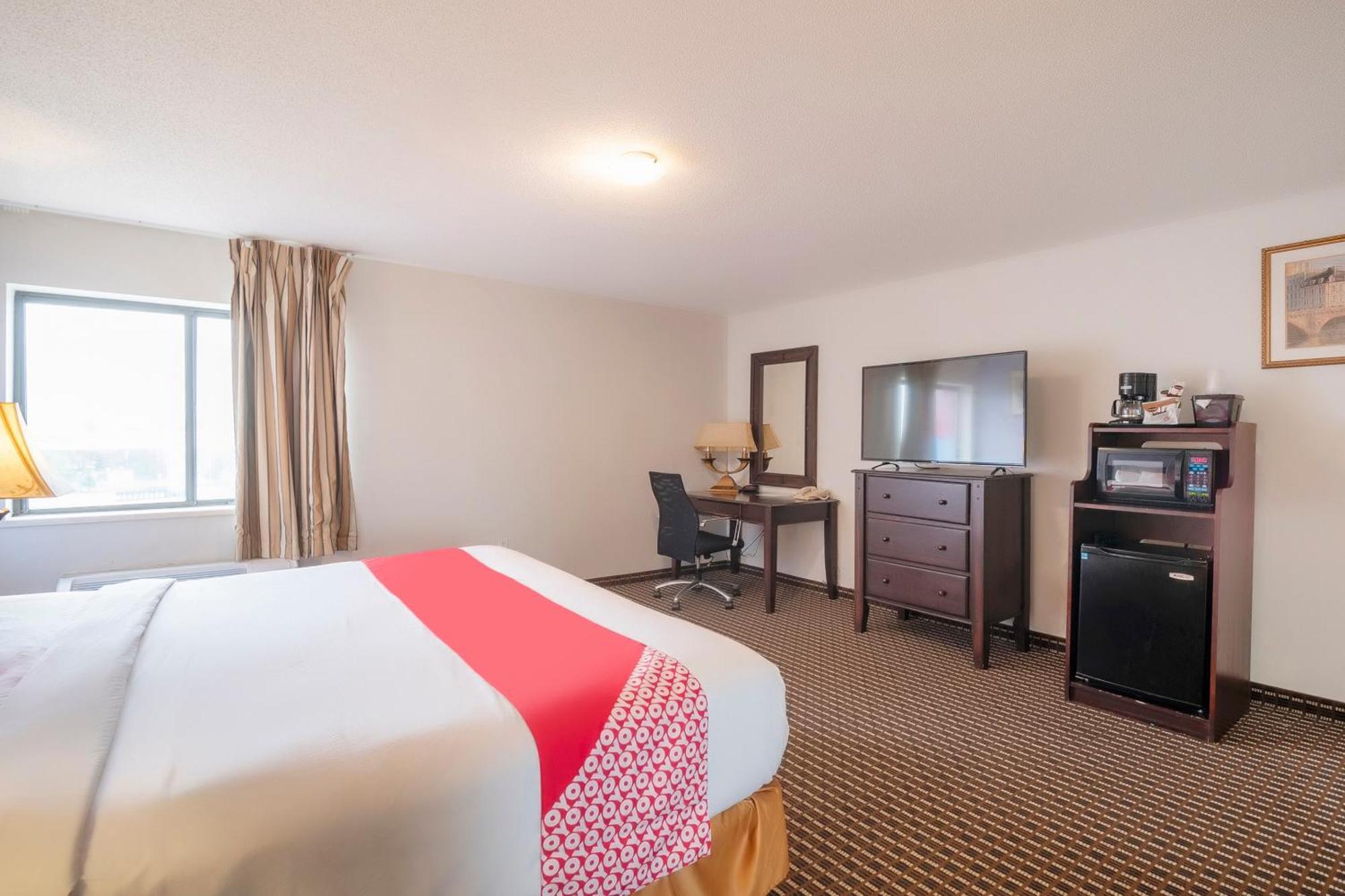 Hotel Oyo Townhouse Houston Airport North Extérieur photo
