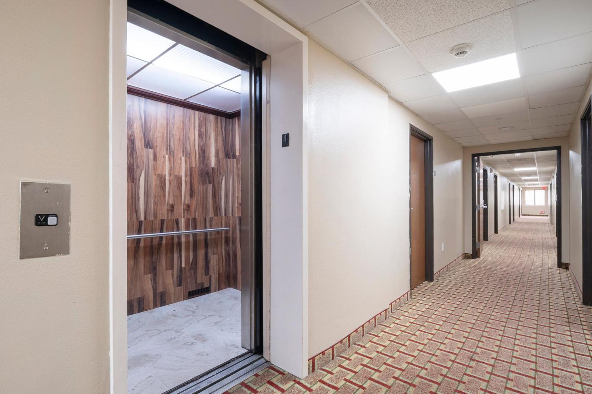 Hotel Oyo Townhouse Houston Airport North Extérieur photo